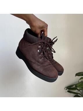 Vintage easy spirit waterproof hiking boots Womens size 9